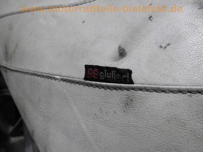 Suzuki_GS_400_E_Twin_Klassiker_Giuliari_Sitzbank_weiss_sonst_Original-Zustand_10.jpg