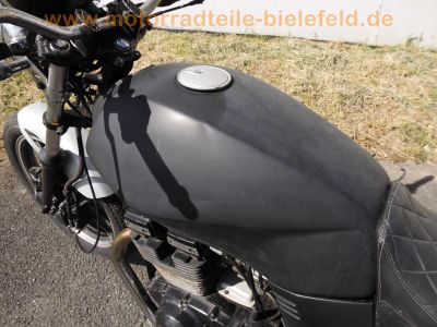 Suzuki_GSX_400_E_GK53C_schwarz_Koni_Federbeine_orig__Auspuff_-_wie_GS25X_GS40X_GSX400E_10.jpg