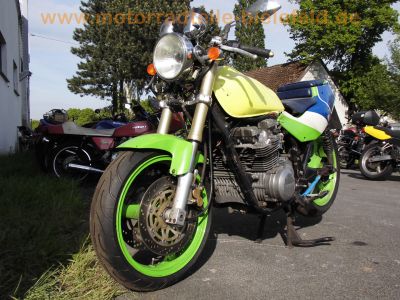 Kawasaki_KZ_650_D_Klassiker_im_ZXR-Look_m__ZXR_400_USD_Fahrwerk_-_wie_Z_KZ_GPZ_400_550_650_750_J_A_B_C_D_E_F__83.jpg
