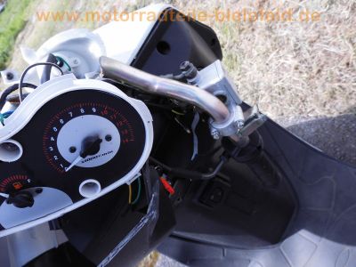 REX_RS_125_Euro3_Roller_Scooter_2009_Unfall_Ersatzteile_Motor_1a_19.jpg