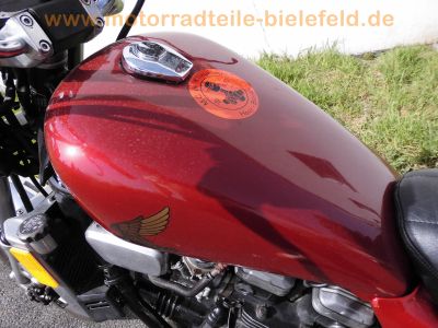 Honda_V45_Magna_750_C_RC07_rot_hohe_Sissy-Bar_Chopper_Cruiser_-_wie_Honda_VF_700_750_C_RC09_RC21_RC28_Super_Magna_36.jpg