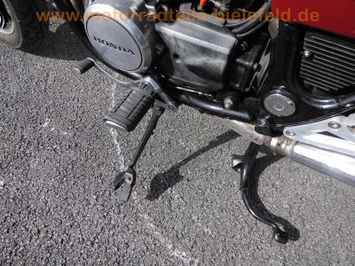 Honda_V45_Magna_750_C_RC07_rot_hohe_Sissy-Bar_Chopper_Cruiser_-_wie_Honda_VF_700_750_C_RC09_RC21_RC28_Super_Magna_38.jpg