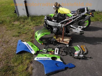Kawasaki_ZXR_400_H_USD-Gabel_neue_Reifen_Ersatzteile_spare-parts_-_wie_ZX_ZXR_400_L_2.jpg