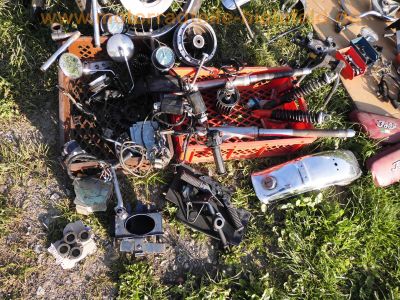 Honda_CB_350_F_Four_rot_FZR-Gabel_Ersatz-Teile_spare-parts_-_wie_CB_400_500_550_750_F_Four__17.jpg