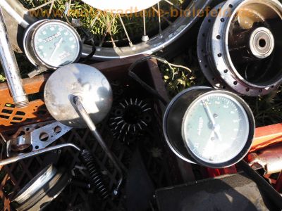 Honda_CB_350_F_Four_rot_FZR-Gabel_Ersatz-Teile_spare-parts_-_wie_CB_400_500_550_750_F_Four__22.jpg