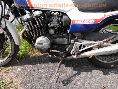 Honda_CBX_550_F_PC04_blau-weiss_Gepaecktraeger_JAMA-Auspuff_4-2_57.jpg