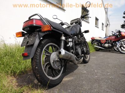 Yamaha_XJ_750_SECA_11M_schwarz_LSL_Lenker_BSM_L88__4-1_Auspuff_-_wie_XJ_650_700_900_F_Kardan_49.jpg