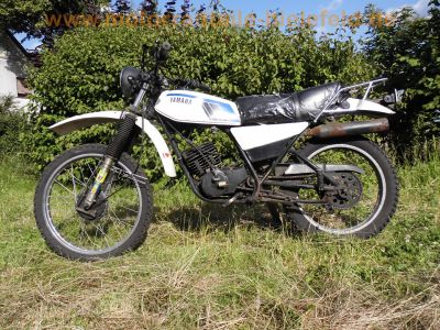 Yamaha_DT_125_MX_2A8_STURZ_Enduro_Trial_-_wie_DT_TY_50_80_125_175_250_2X1_AJ3_3SS_3YV_52.jpg
