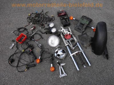 Suzuki_GSF_400_Bandit_Ersatz-Teile_spare-parts_-_wie_GSX_GSF_600_S_Bandit_1.jpg