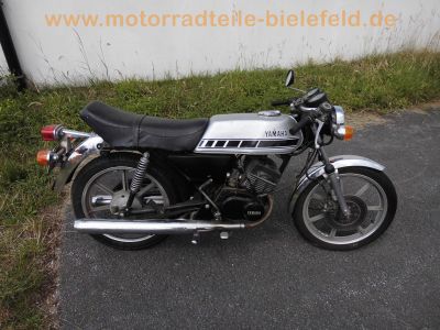 Yamaha_RD_200_DX_1E8_silber-grau_+_Ersatz-Teile_-_wie_DT_RD_RS_50_80_100_125_175_200_250_M_MX_MX-S_89.jpg