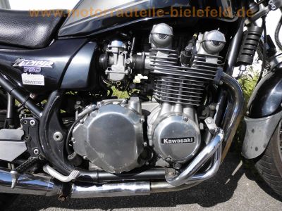 Kawasaki_ZR_750_C_D_Zephyr_C4_EZ98_1_Hd__Speichenraeder_bi-color_Lack_Extras_-_wie_ZR_550_1100_66.jpg