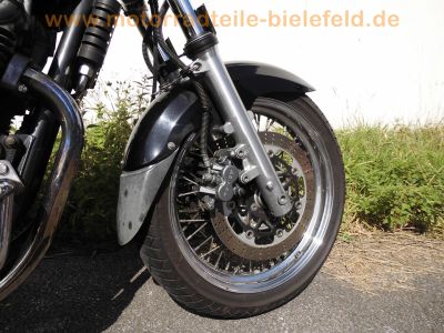 Kawasaki_ZR_750_C_D_Zephyr_C4_EZ98_1_Hd__Speichenraeder_bi-color_Lack_Extras_-_wie_ZR_550_1100_72.jpg