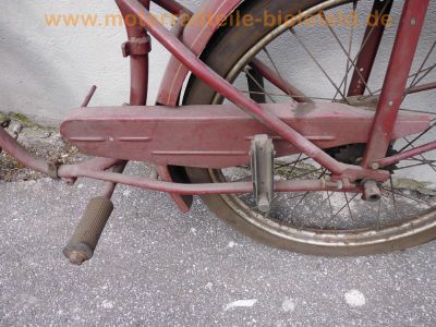 Delta_Gnom_Oldtimer_Moped_Veteran,_vermutlich_50_oder_98_ccm_15.jpg