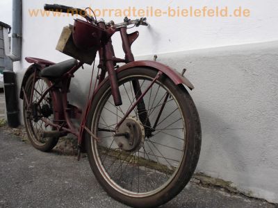 Delta_Gnom_Oldtimer_Moped_Veteran,_vermutlich_50_oder_98_ccm_24.jpg