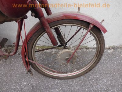 Delta_Gnom_Oldtimer_Moped_Veteran,_vermutlich_50_oder_98_ccm_31.jpg