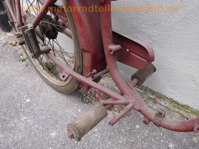 Delta_Gnom_Oldtimer_Moped_Veteran,_vermutlich_50_oder_98_ccm_33.jpg