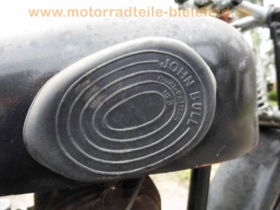 Fabrique_Nationale_d´Armes_de_Guerre_FN_M90_500_ccm_Bj__1931_-_wie_M67_M70_Sahara_M71_M86_M11_M13_92.jpg