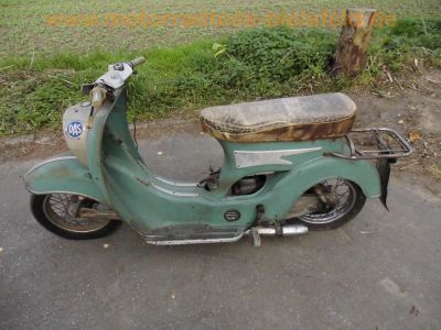 Lohner_Sissy_50_Moped-Roller_aus_Oesterreich_40.jpg