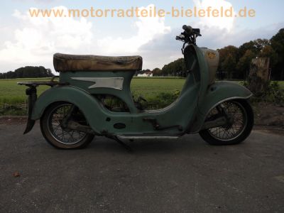 Lohner_Sissy_50_Moped-Roller_aus_Oesterreich_9.jpg