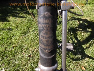 Miele_Oldtimer-Fahrrad_mit_Victoria_Hinterrad-Hilfsmotor_14.jpg