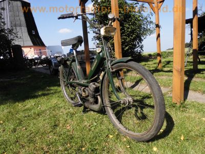 Motobecane_Moby_50_Bj__1973_mit_TUM-143_Motor_49,9_ccm_-_wie_Mini-Moby_Mobylette_2.jpg