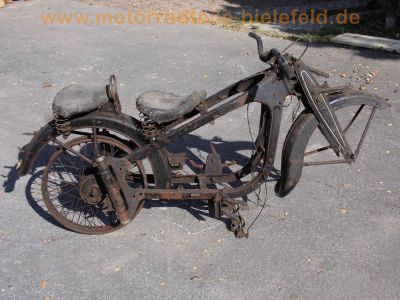 Puch_200_Oldtimer-Wrack_Bj__ca__1938_6PS_Doppelkolben-Motor_-_wie_Puch_125_150_175_220_250_350_SV_SGS_TL_TF_36.jpg