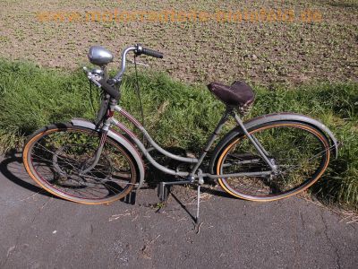 Victoria_Oldtimer_Fahrrad_f__Hilfsmotor_mit_Riemenantrieb_Originallack_5.jpg
