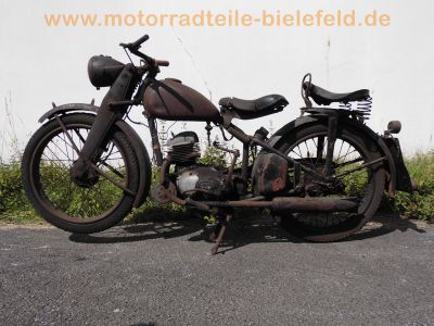 Puch_125_T_Bj__1949_Doppelkolben-Motor_-_no_Puch_R_M_125_150_175_200_250_SV_SGS_TL_TF_1.jpg