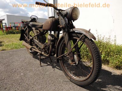 Puch_125_T_Bj__1949_Doppelkolben-Motor_-_no_Puch_R_M_125_150_175_200_250_SV_SGS_TL_TF_66.jpg