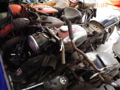 Puch_Oldtimer-Motorrad_-_ggf__Vorkrieg_bzw__Puch_125_150_175_200_220_250_350_S4_TL_SV_SGS_TFS_2.jpg