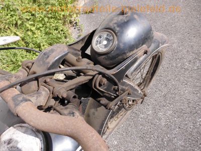 DKW_RT_125_W_aus_1950_-_wie_Auto_Union_IFA_MZ_RT_125_150_ES_DKW_RT_100_NSU_FOX_49.jpg