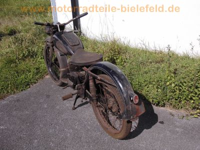 DKW_RT_125_W_aus_1950_-_wie_Auto_Union_IFA_MZ_RT_125_150_ES_DKW_RT_100_NSU_FOX_7.jpg