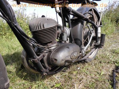 Rixe_KT_175_Bj__1953_-_wie_K_T_98-50_R150_RS175_RS100_Sachs-Motor_53.jpg