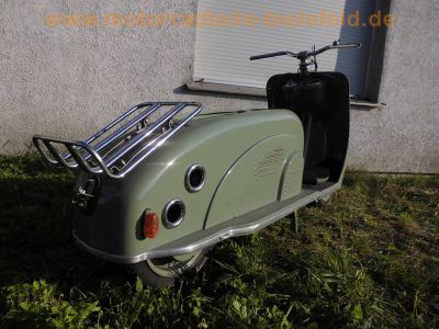 Röhr_Rolletta_200_Roller_aus_1954_restauriert_-_kein_Eichler_Kroboth_Heinkel_FAKA_Zündapp_Messerschmitt_Bajaj_26.jpg