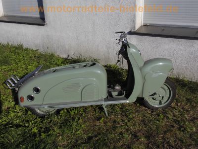 Röhr_Rolletta_200_Roller_aus_1954_restauriert_-_kein_Eichler_Kroboth_Heinkel_FAKA_Zündapp_Messerschmitt_Bajaj_31.jpg