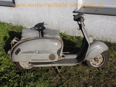 Röhr_Rolletta_200_Roller_aus_1954_restauriert_-_kein_Eichler_Kroboth_Heinkel_FAKA_Zündapp_Messerschmitt_Bajaj_76.jpg