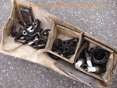 Motorteile-Mix_Oldtimer_Pleuel_Kolben_Ringe_Lager_etc__23.jpg