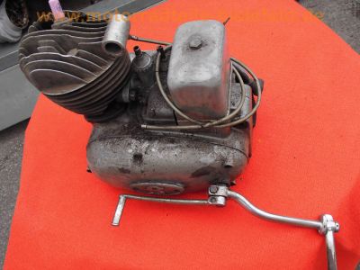 Fichtel___Sachs_Motor_100-3B_97ccm_5,2PS_Nr__3078489_Bj__1960_mit_Bing-Vergaser_14.jpg