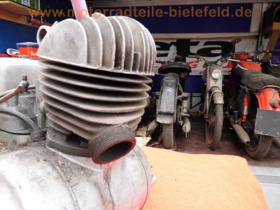 Fichtel___Sachs_Motor_100-3B_97ccm_5,2PS_Nr__3078489_Bj__1960_mit_Bing-Vergaser_6.jpg