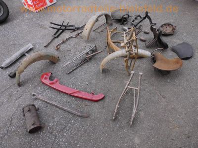 Mix_Oldtimer-Teile_Sattel_Gabeln_Schwingen_Auspuff_etc__5.jpg