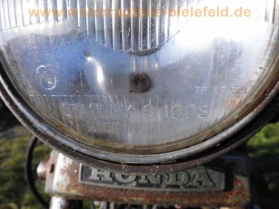 Honda_CB_750_Four_K7_Wrack_Motor_dreht_-_wie_K0_K1_K2_K3_K4_K5_K6_K8_F1_F2_F3_27.jpg