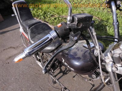 Honda_VT_700_C_RC19_Shadow_Custom_Chopper_-_wie_VT_750_C_RC14_RC29_VT_1100_C_SC18_SC23_126.jpg