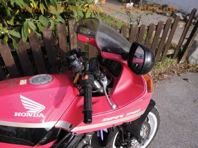 Honda_CBR_1000_F_SC24_EZ_1992_unfallfrei_non-DUAL_CBS_pink_Farbcode_NH1_-_wie_SC21_CBR_600_F_PC_19_20_23_25_31_149_.jpg