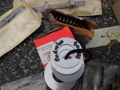 Honda_CB500Four_Ersatzteile_Motor_Zylinderkopf_Pleuel_Zylinder_Kolben_Getriebe_Dichtsatz_10.jpg