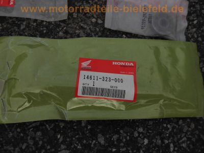 Honda_CB500Four_Ersatzteile_Motor_Zylinderkopf_Pleuel_Zylinder_Kolben_Getriebe_Dichtsatz_39.jpg