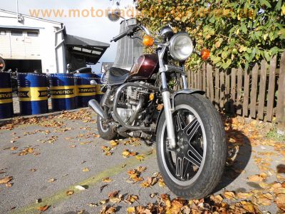 Honda_CM_400_T_NC01_Custom_braun-lila_ORIGINAL_US-Chopper_kurze_Chrom-Fender_Sturzbuegel_mit_Highway-Bars_-_wie_CM_CB_125_185_200_250_400_33.jpg