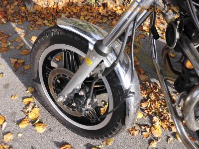 Honda_CM_400_T_NC01_Custom_braun-lila_ORIGINAL_US-Chopper_kurze_Chrom-Fender_Sturzbuegel_mit_Highway-Bars_-_wie_CM_CB_125_185_200_250_400_45.jpg