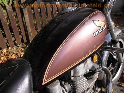 Honda_CM_400_T_NC01_Custom_braun-lila_ORIGINAL_US-Chopper_kurze_Chrom-Fender_Sturzbuegel_mit_Highway-Bars_-_wie_CM_CB_125_185_200_250_400_49.jpg