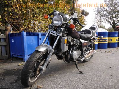 Honda_VF_750_C_V45_Magna_RC09_lila_rostig_Konis_Mecadapo_Auspuff_-_wie_VF_500_700_1100_F_S_C_RC21_RC07_1.jpg