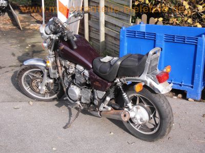 Honda_VF_750_C_V45_Magna_RC09_lila_rostig_Konis_Mecadapo_Auspuff_-_wie_VF_500_700_1100_F_S_C_RC21_RC07_27.jpg